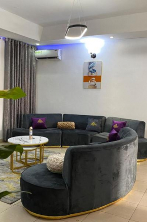 TNT Apartments